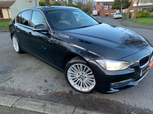 BMW 3 Series  2.0 320d Luxury (s/s) 4dr 
