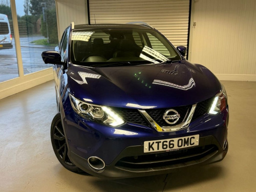 Nissan Qashqai  1.6 dCi Tekna SUV 5dr Diesel XTRON 2WD Euro 6 (s/s 
