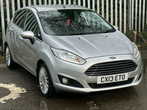 Ford Fiesta  1.0T EcoBoost Titanium Euro 5 (s/s) 5dr 