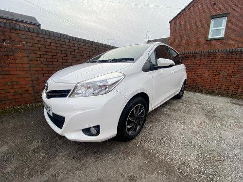 Toyota Yaris  1.0 VVT-i Edition Hatchback 5dr Petrol Manual Euro 5 (69 ps) 
