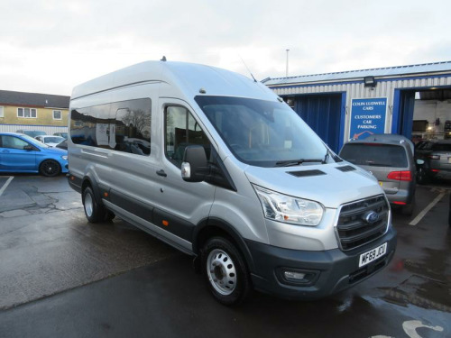 Ford Transit  460 LEADER ECOBLUE | EURO 6 | Air Con front and rear | 17 Seats | Cruise co
