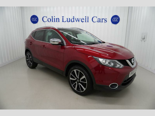 Nissan Qashqai  TEKNA DIG-T | Low Running Costs | Service History | Heated Seats | Electric
