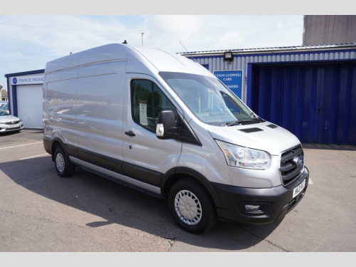 Ford Transit  350 TREND P/V ECOBLUE | EURO 6| Service History | One Owner | Apple car pla