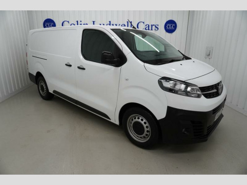 Vauxhall Vivaro  1.5 Turbo D 2900 Dynamic Panel Van 6dr Diesel | Bluetooth | Apple Car Play 