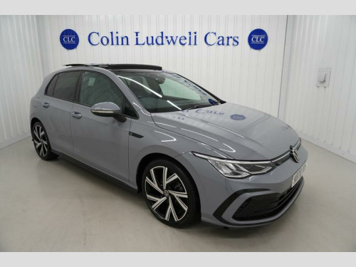 Volkswagen Golf  1.5 TSI R-Line Hatchback 5dr Petrol | R Line Seats | Heated seats | Pan roo