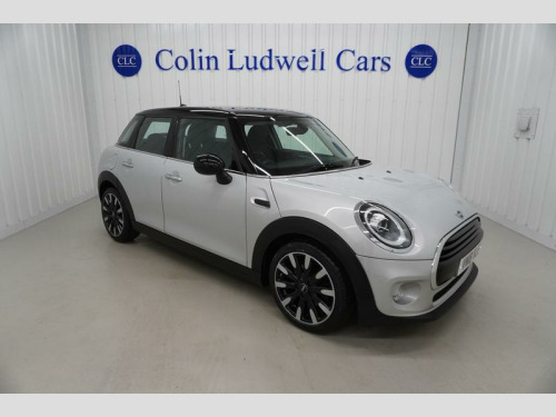 MINI Hatch  1.5 Cooper Hatchback 5dr Petrol Steptronic | Service History | 1 Previous O