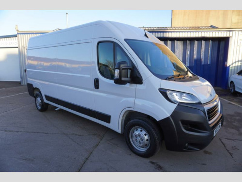 Peugeot Boxer  2.2 BlueHDi 335 Professional Premium + Panel Van 5dr Diesel Manual L3 High 