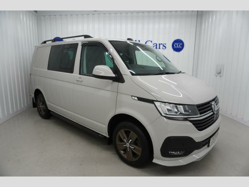 Volkswagen Transporter  2.0 TDI T32 Highline Crew Van Double Cab 5dr Diesel Manual FWD SWB | NO VAT