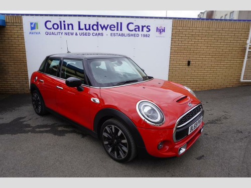 MINI Hatch  2.0 Cooper S Exclusive Hatchback 5dr Petrol Steptronic | Service History | 