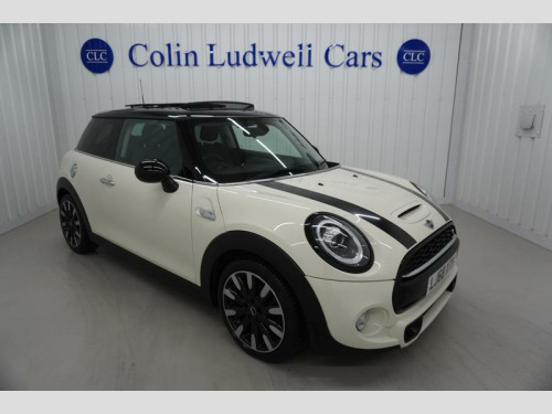 MINI Hatch  2.0 Cooper S Hatchback 3dr Petrol Steptronic | Service History | 1 Previous