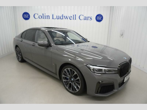 BMW 7 Series  3.0 730d M Sport Saloon 4dr Diesel Auto xDrive Euro 6 (s/s) (265 ps) | Full