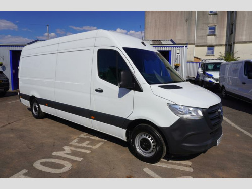 Mercedes-Benz Sprinter  2.1 314 CDI Panel Van 5dr Diesel Manual RWD L3 H2 | EURO 6 | LWB | Service 