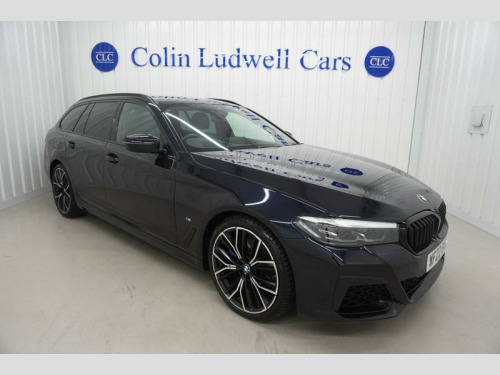 BMW 5 Series  2.0 520d MHT M Sport Touring 5dr Diesel Hybrid Steptronic | Full BMW Servic