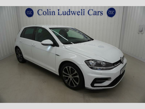 Volkswagen Golf  1.5 TSI EVO R-Line Hatchback 5dr Petrol Manual | R Line Sport Seats | Sat-N