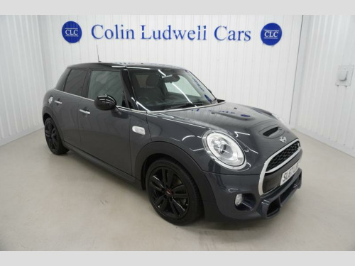 MINI Hatch  2.0 Cooper S Hatchback 5dr Petrol Manual | Mini Service History | Sat-Nav |