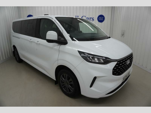 Ford Tourneo Custom  2.0 320 EcoBlue Titanium Luxe Minibus Double Cab 5dr Diesel Auto L2|1 Owner