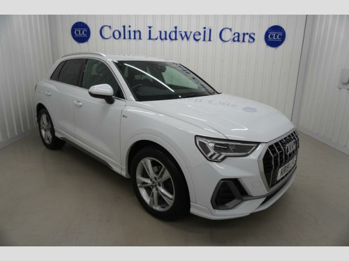 Audi Q3  2.0 TDI 35 S line SUV 5dr Diesel Manual quattro | Audi Service History | S 