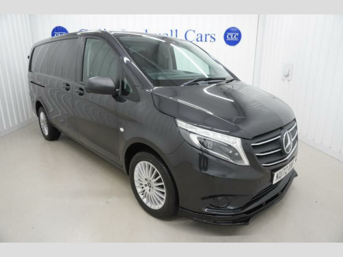 Mercedes-Benz Vito  2.0 119 CDI Premium Panel Van G-Tronic RWD L2 Euro 6 (LWB) (190 ps) | Full 