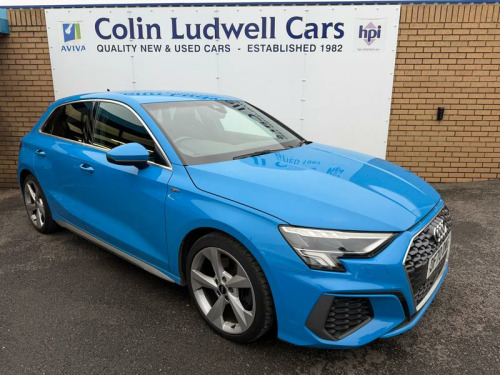 Audi A3  1.0 TFSI 30 S line Sportback 5dr Petrol Manual | Full Audi Service History  