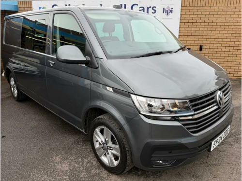Volkswagen Transporter  2.0 TDI T32 Highline Kombi Diesel FWD LWB Euro 6 (s/s) (150 ps) | Low miles 