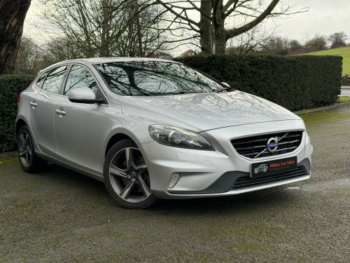 Volvo V40  2.0 D4 R-Design Lux Nav Euro 6 (s/s) 5dr 