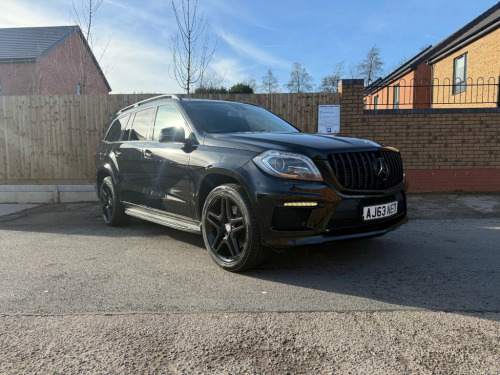 Mercedes-Benz GL-Class GL350 3.0 GL350 V6 BlueTEC AMG Sport SUV 5dr Diesel G-Tr 