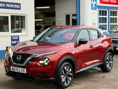 Nissan Juke  1.0 DIG-T Acenta Premium SUV 5dr Petrol Manual Eur 