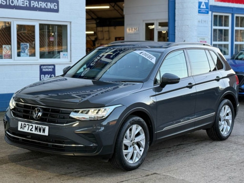 Volkswagen Tiguan  2.0 TDI Life SUV 5dr Diesel Manual Euro 6 (s/s) (1 