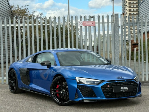 Audi R8  5.2 FSI V10 Coupe 2dr Petrol S Tronic quattro Euro 6 (s/s) (570 ps) 