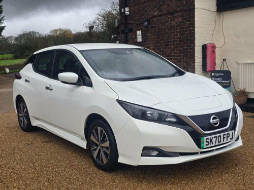 Nissan Leaf  40kWh Acenta Hatchback 5dr Electric Auto (150 ps) 