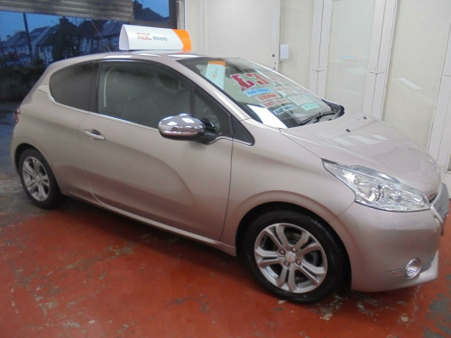 Peugeot 208  1.4 VTi Allure Euro 5 3dr 