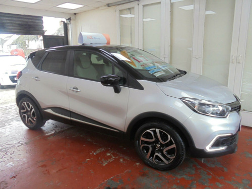 Renault Captur  1.3 TCe ENERGY Iconic Euro 6 (s/s) 5dr 