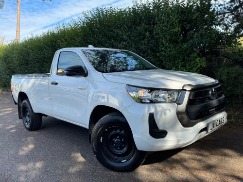 Toyota Hi-Lux  2.4 D-4D Active Pickup 2dr Diesel Manual 4WD Euro 6 (150 ps) 