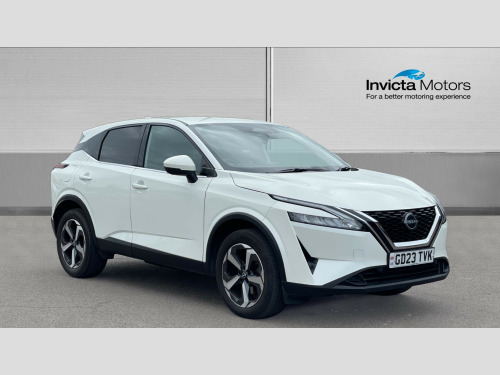 Nissan Qashqai  1.3 DiG-T MH 158 N-Connecta 5d