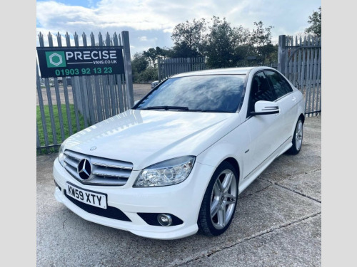 Mercedes-Benz C-Class C350 3.0 C350 CDI V6 BlueEfficiency Sport Saloon 4dr Di 