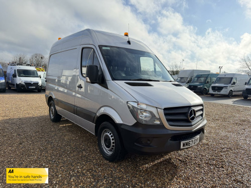 Mercedes-Benz Sprinter  2.1 313 CDi BlueEFFICIENCY Panel Van 4dr Diesel Manual RWD L1 H3 (211 g/km, 
