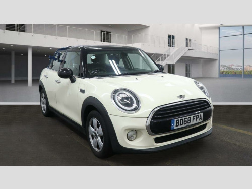 MINI Hatch  1.5 Cooper Euro 6 (s/s) 5dr 