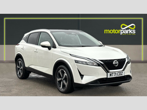 Nissan Qashqai  1.3 DiG-T MH 158 N-Connecta 5d