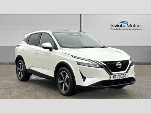 Nissan Qashqai  1.3 DiG-T MH 158 N-Connecta 5d