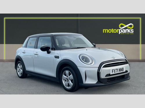 MINI Hatch  1.5 Cooper Classic 5dr - Apple