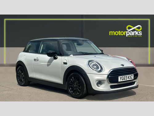 MINI Hatch  1.5 Cooper Classic II 3dr Sat 
