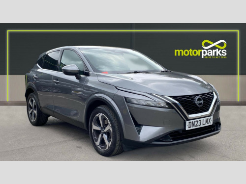 Nissan Qashqai  1.3 DiG-T MH 158 N-Connecta 5d