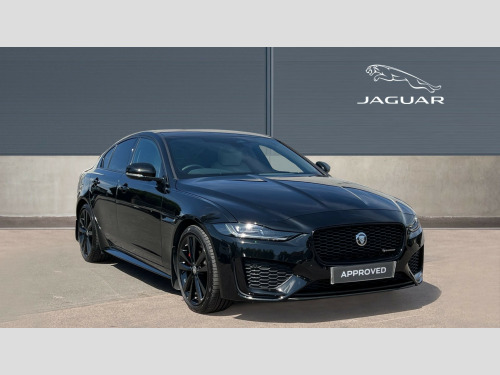 Jaguar XE  2.0 D200 R-Dynamic SE Black 4d