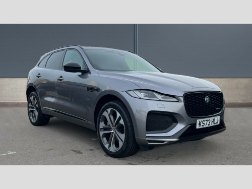 Jaguar F-PACE  2.0 D200 R-Dynamic HSE Black 5