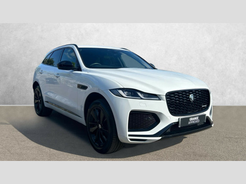 Jaguar F-PACE  2.0 P400e R-Dynamic SE Black 5