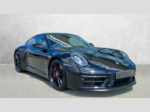 Porsche 911 GTS 2dr PDK