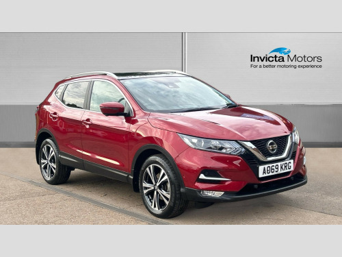 Nissan Qashqai  1.3 DiG-T 160 N-Connecta 5dr D