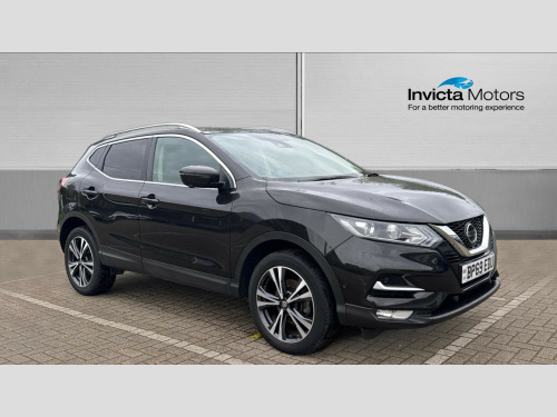 Nissan Qashqai  1.3 DiG-T N-Connecta 5dr Manua