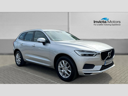 Volvo XC60  2.0 D4 Momentum 5dr AWD with 2