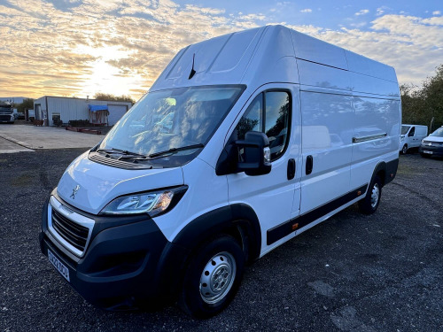 Peugeot Boxer  2.2 BlueHDi 435 Professional XLWB EX High. AC. Nav. Cruise. DAB. FSH